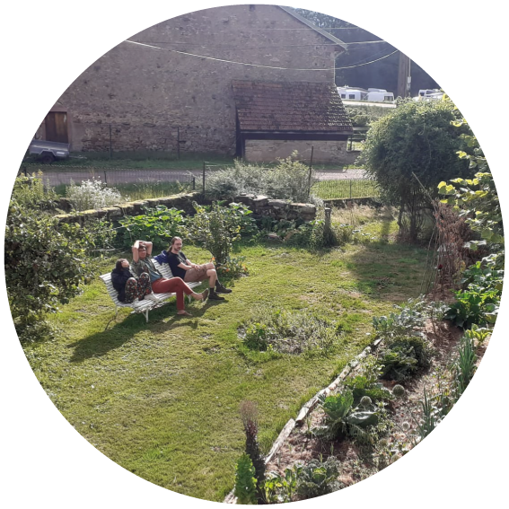 Jardin &agrave; Olga&iuml;a Vosges pour la page Politique de confidentialit&eacute;